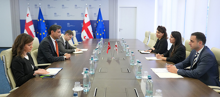 მარიამ ქვრივიშვილი თურქეთის რესპუბლიკის ელჩს, მუსტაფა თურქერ არის შეხვდა - 4.05.2026